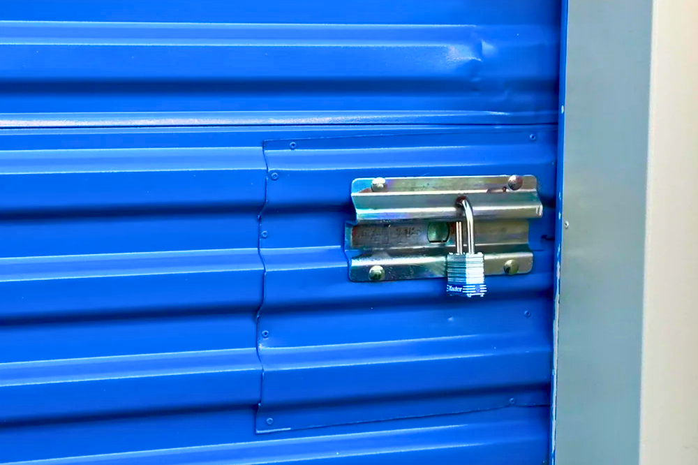 self storage units with locks Tuscaloosa AL